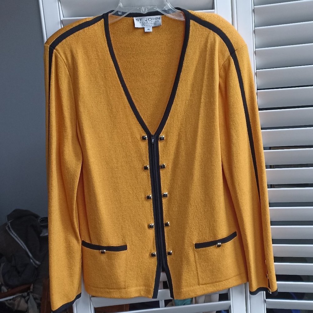 St. John collection by Marie Gray cardigan